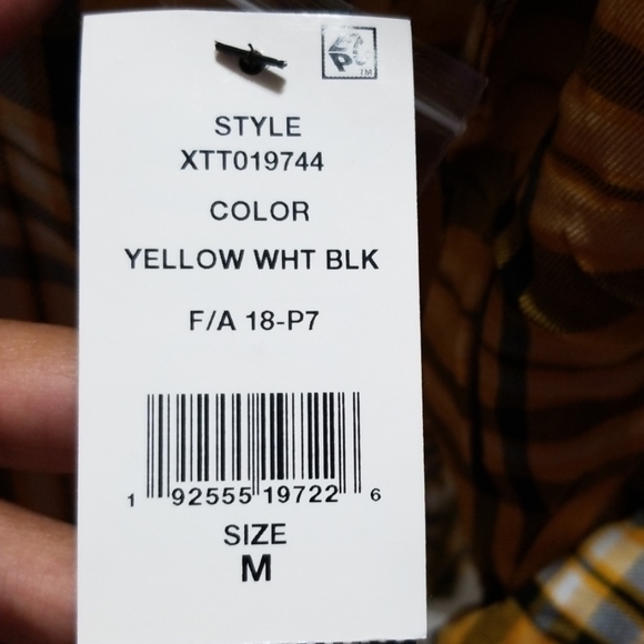 NWT! DESIGN LAB PLAID BUTTON DOWN HIGH-LOW SHIRT - Picture 5 of 6